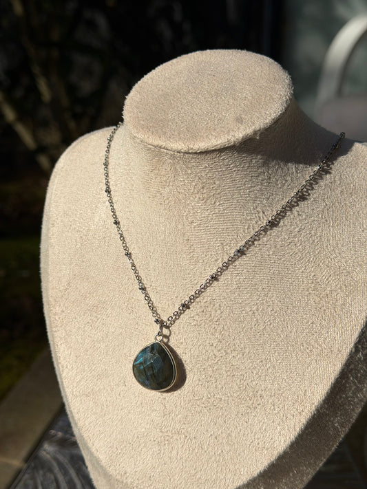 COLLIER JULYA ARGENT LABRADORITE