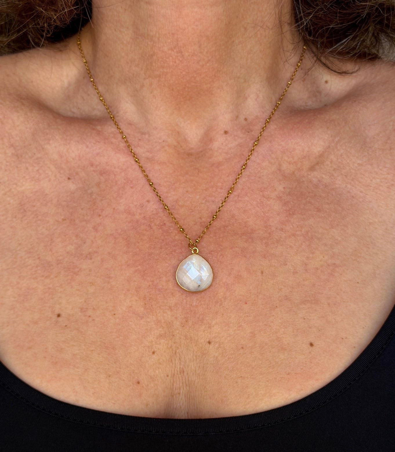 COLLIER JULYA DORÉ PIERRE DE LUNE
