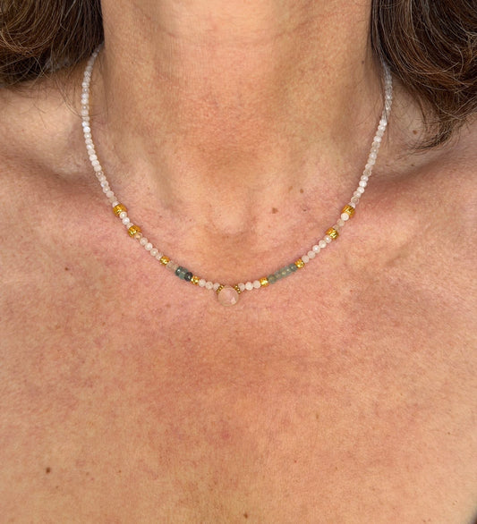 COLLIER AMORGANA
