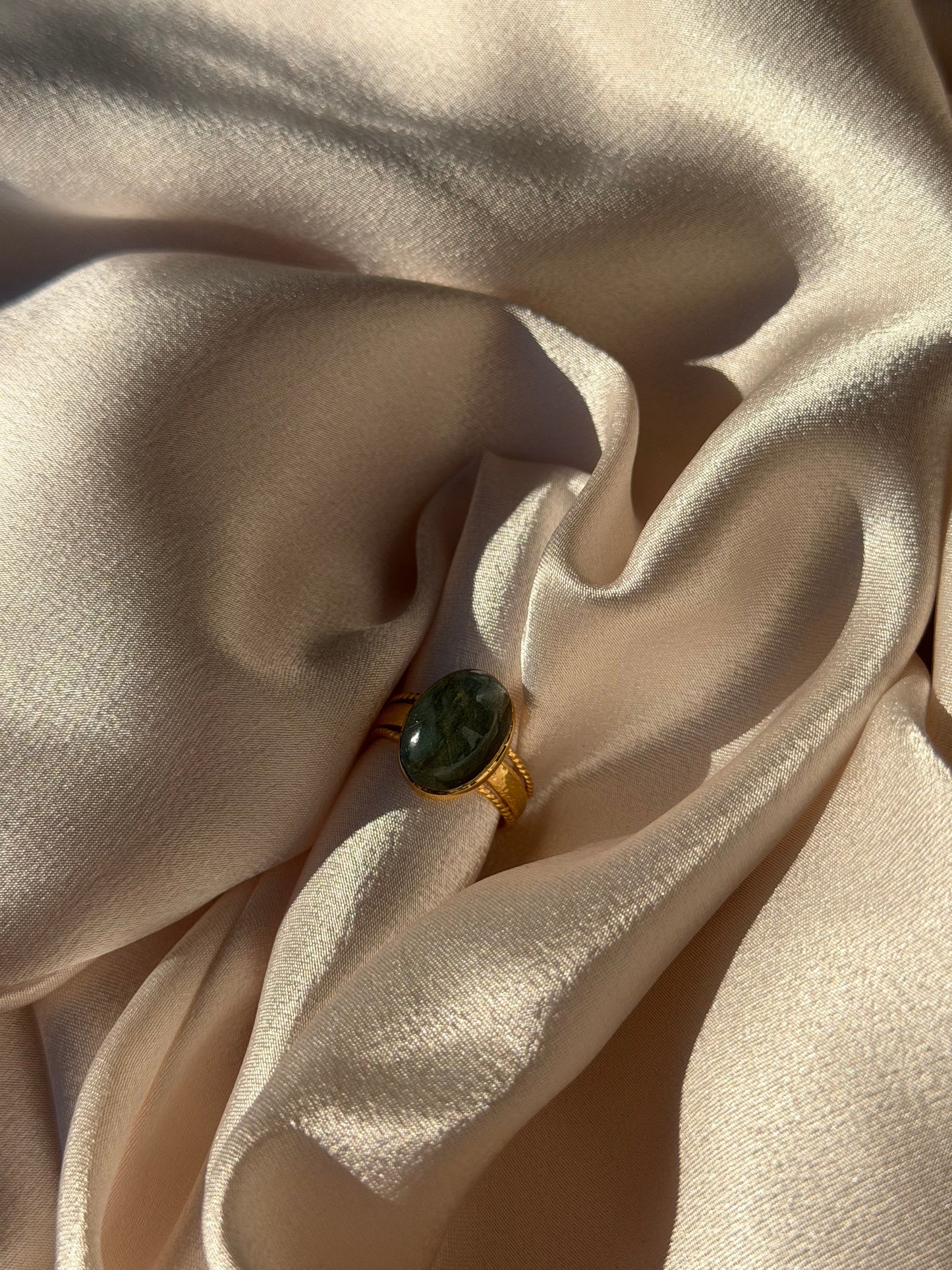 BAGUE SURYA